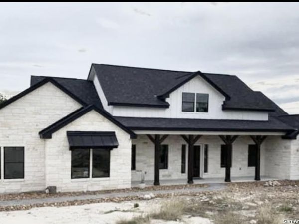 731 Salt Grass Trail, Bandera, TX 78003