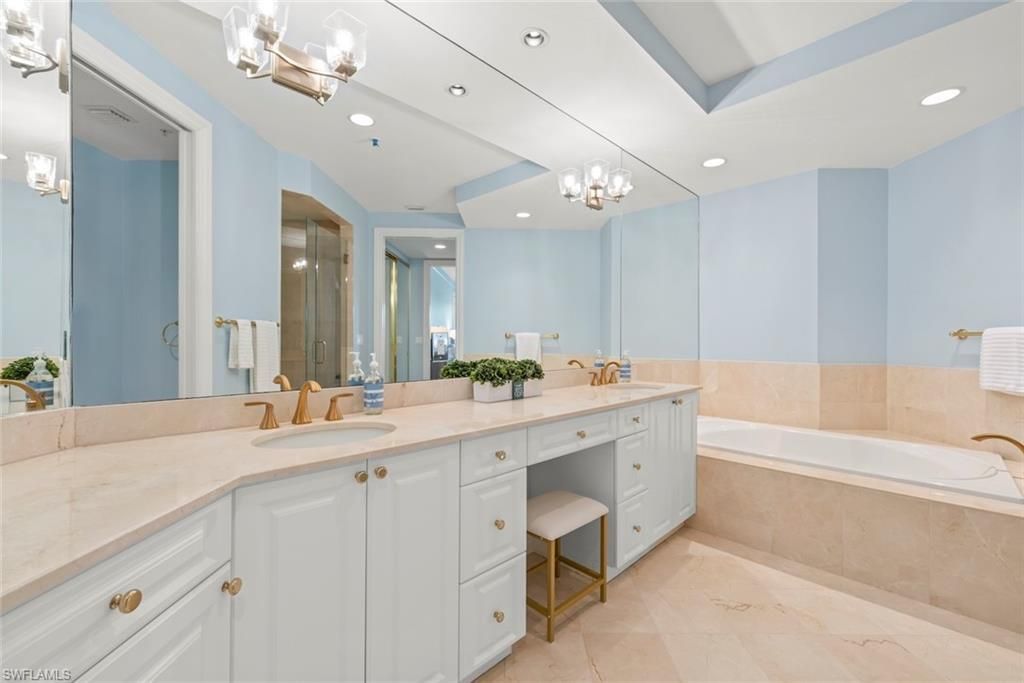 5669 Baltusrol Ct, Unit 2A, Sanibel, FL 33957 Photo