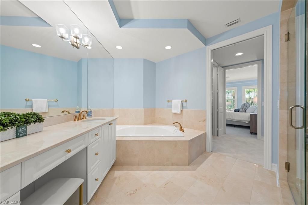 5669 Baltusrol Ct, Unit 2A, Sanibel, FL 33957 Photo