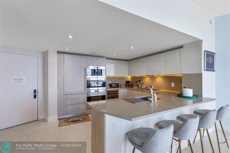 4111 S Ocean Drive, Unit LPH3/5, Hollywood, FL 33019 Photo