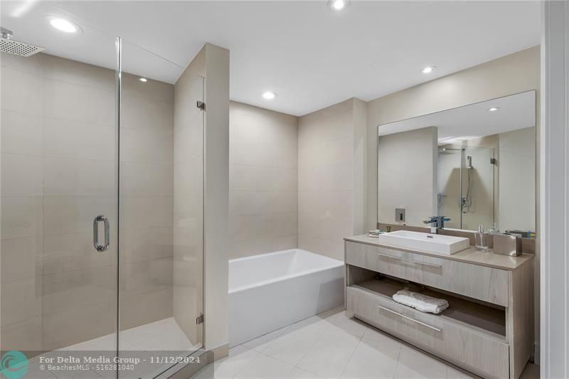 4111 S Ocean Drive, Unit LPH3/5, Hollywood, FL 33019 Photo