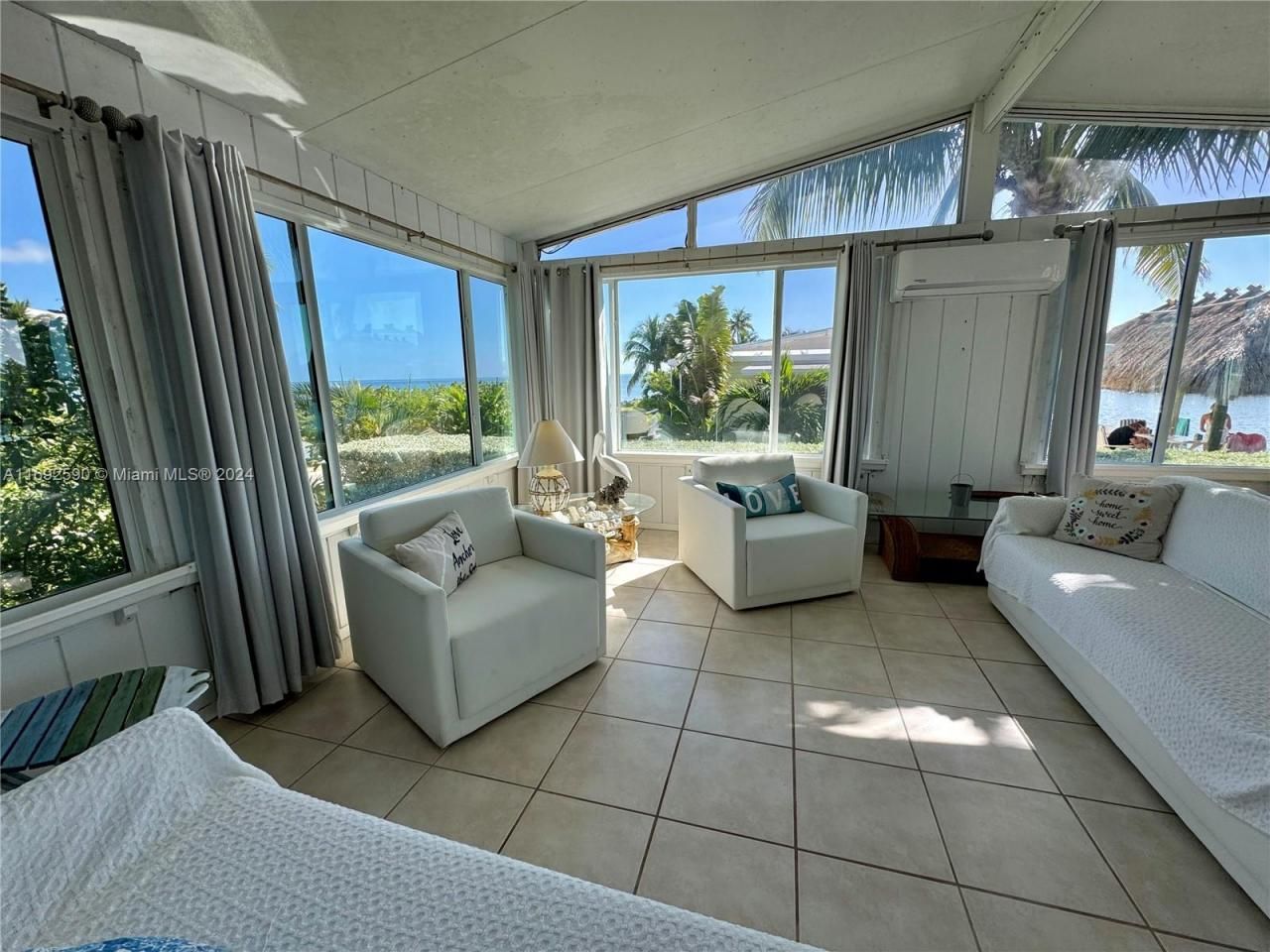 72 Ocean Dr, Key Largo, FL 33037 Photo