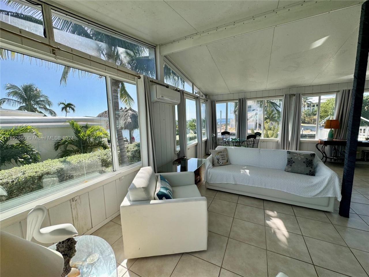 72 Ocean Dr, Key Largo, FL 33037 Photo