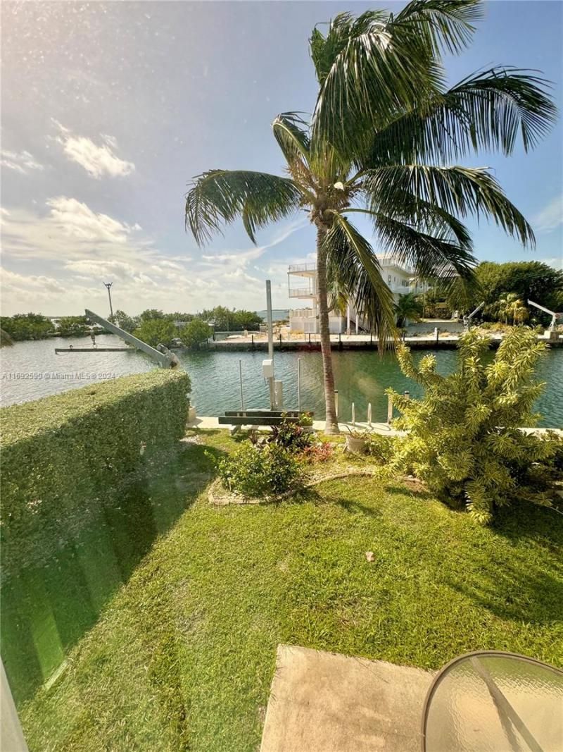 72 Ocean Dr, Key Largo, FL 33037 Photo