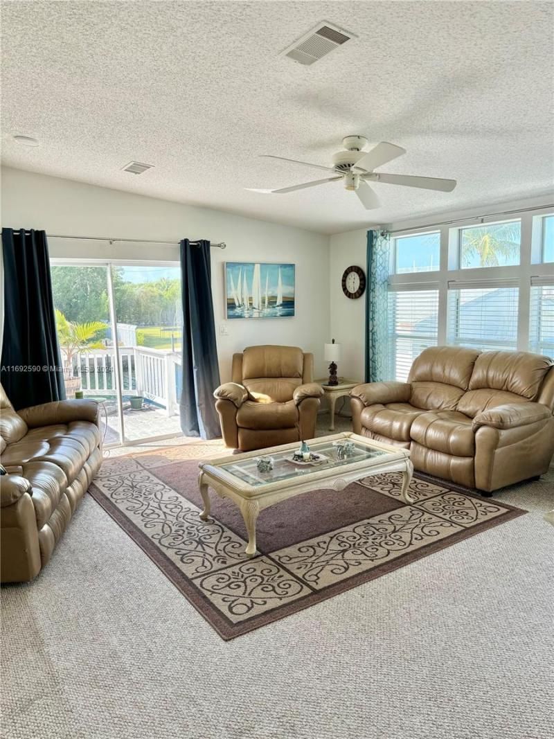 72 Ocean Dr, Key Largo, FL 33037 Photo