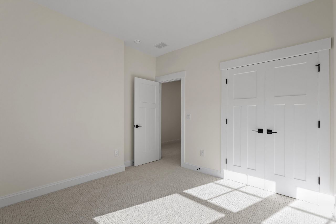 8479 Duke Pl. Photo 34