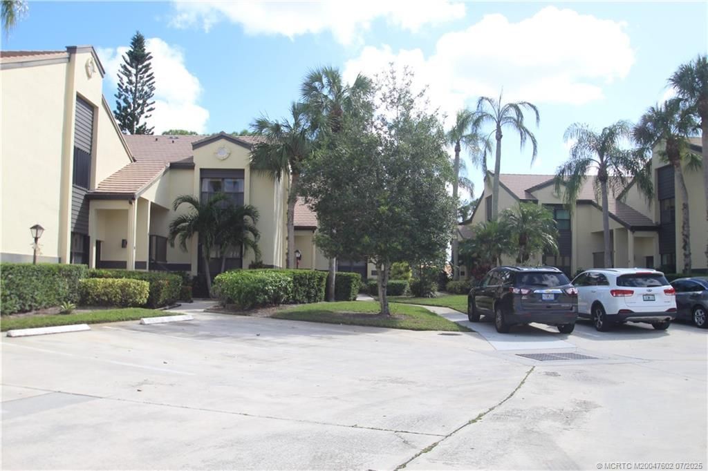 3960 SW Greenwood Way, Unit B, Palm City, FL 34990 Photo
