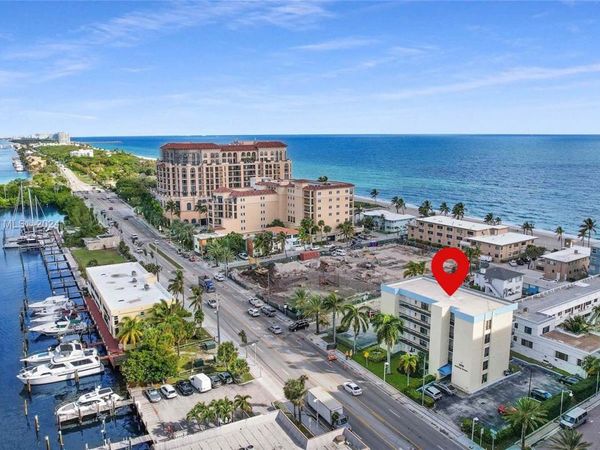 3215 N Ocean Dr, Unit 301, Hollywood, FL 33019