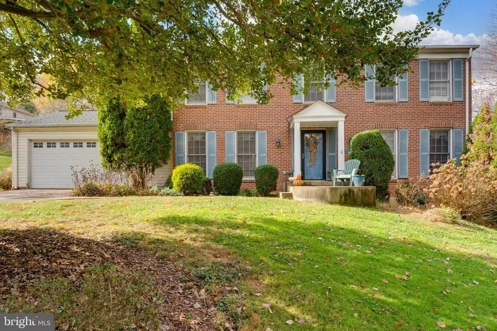 9723 Counsellor Drive, Vienna, VA 22181 Main Photo