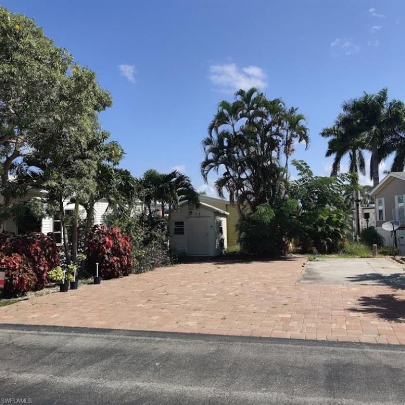5628 Red Bird Ln, Fort Myers, FL 33908 Photo