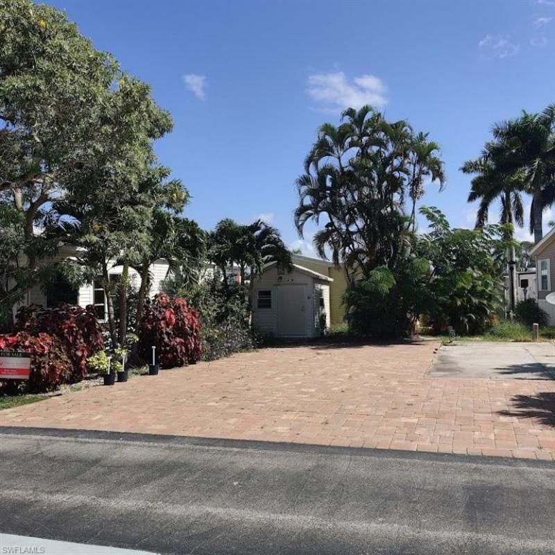 5628 Red Bird Ln, Fort Myers, FL 33908 Photo