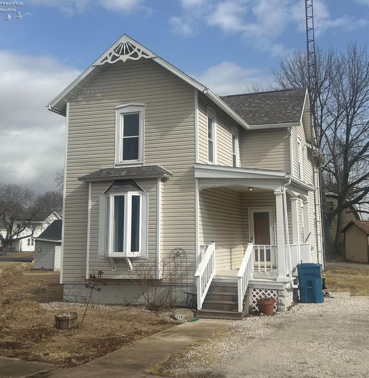 114 W Lincoln Street, Lindsey, OH 43442 Main Photo