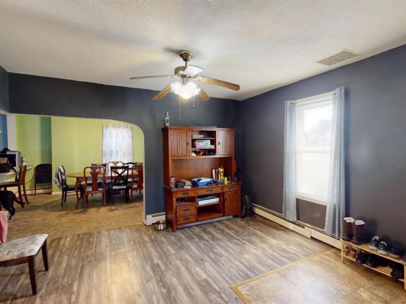 114 W Lincoln Street, Lindsey, OH 43442 Photo 3