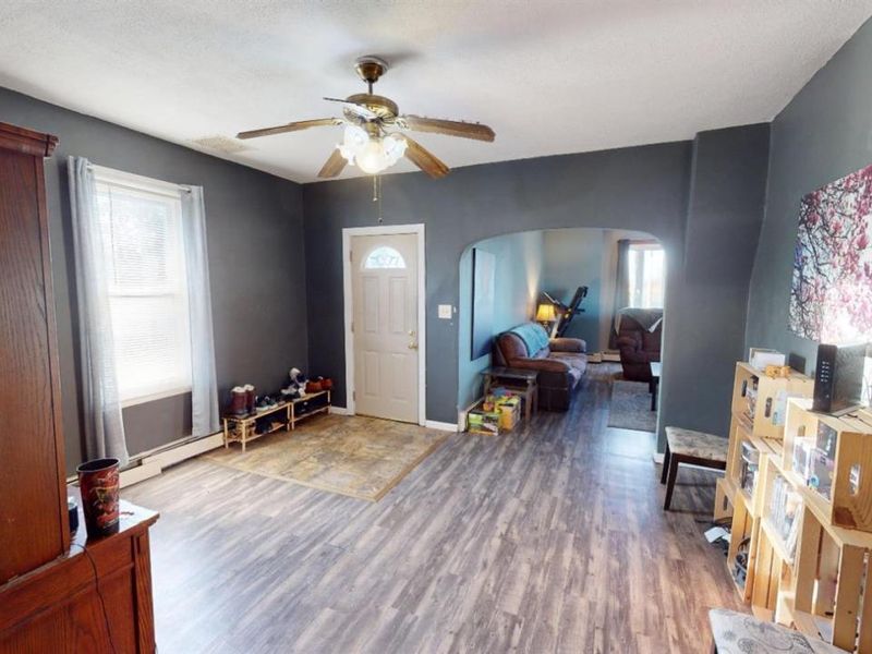 114 W Lincoln Street, Lindsey, OH 43442 Photo 5