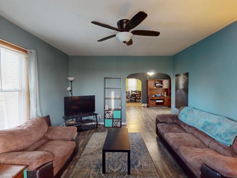 114 W Lincoln Street, Lindsey, OH 43442 Photo 7