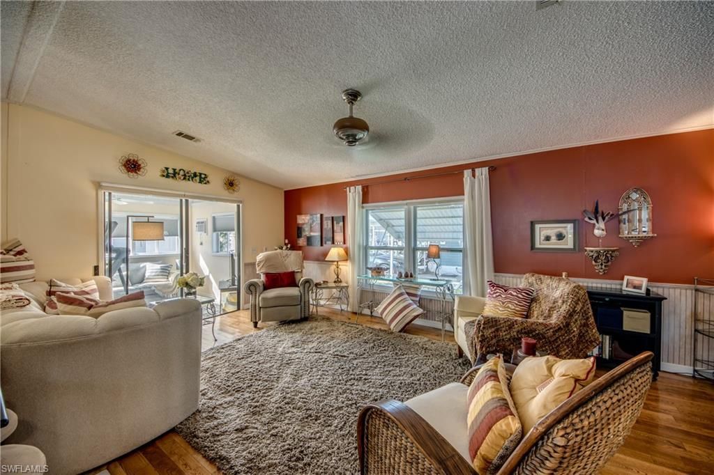 5029 Gulfgate Ln, Saint James City, FL 33956 Photo