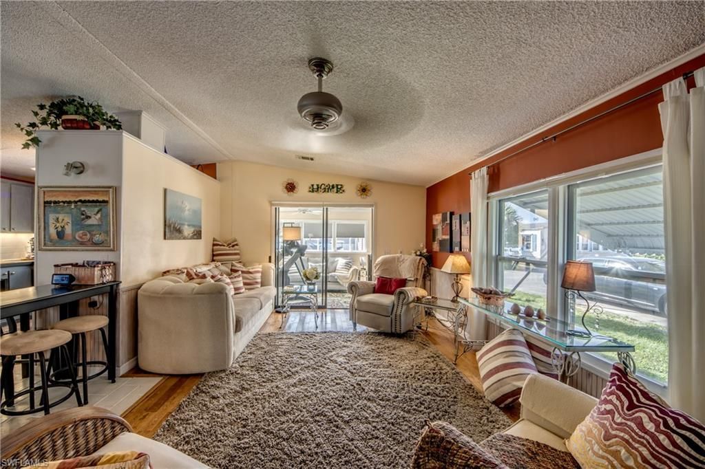 5029 Gulfgate Ln, Saint James City, FL 33956 Photo