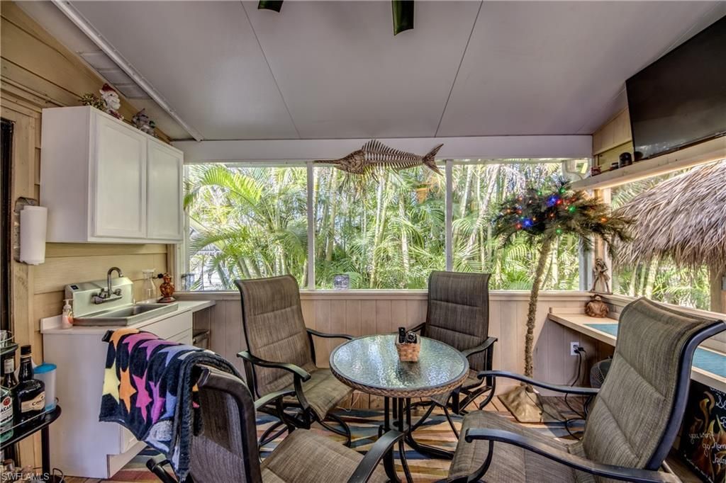 5029 Gulfgate Ln, Saint James City, FL 33956 Photo