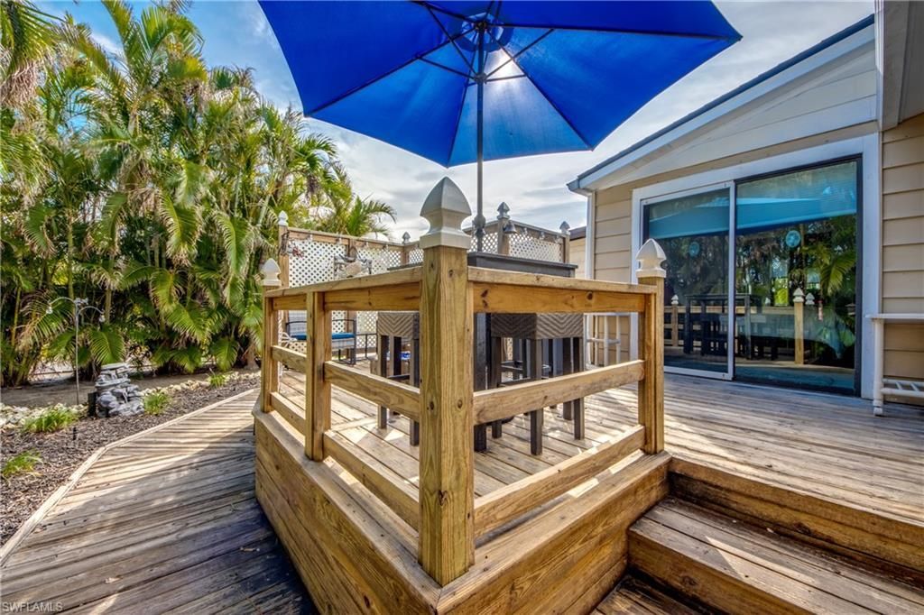 5029 Gulfgate Ln, Saint James City, FL 33956 Photo