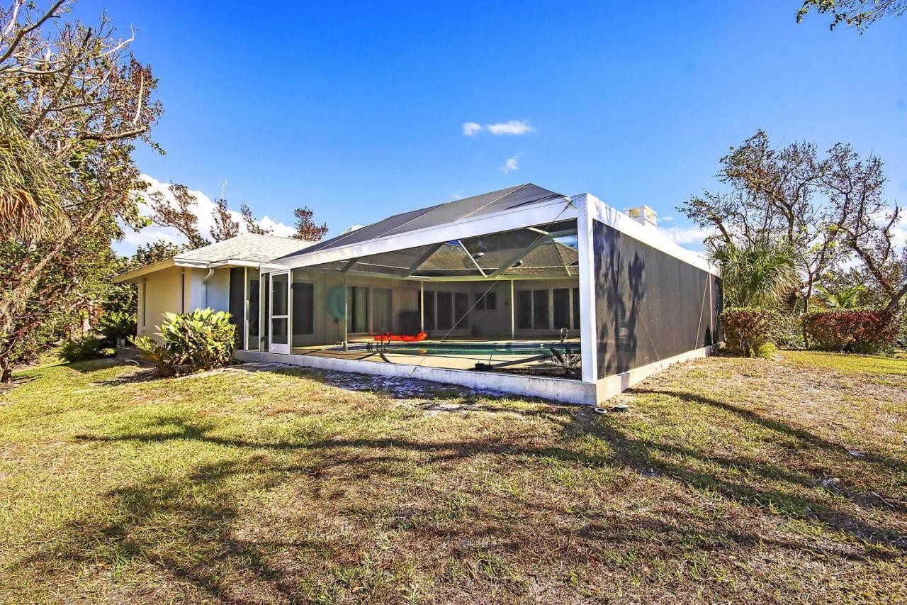 9436 Yucca Ct, Sanibel, FL 33957 Photo