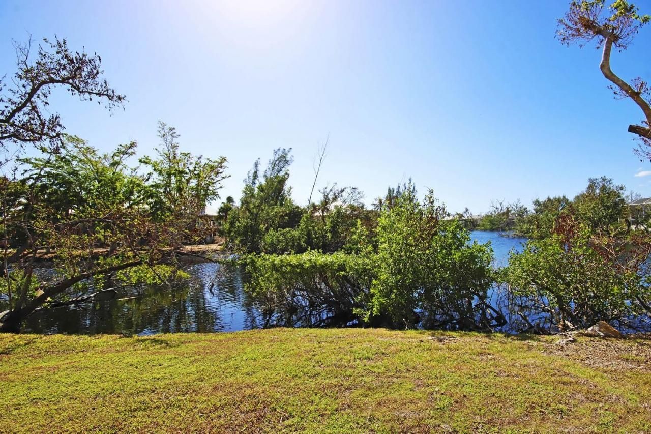 9436 Yucca Ct, Sanibel, FL 33957 Photo