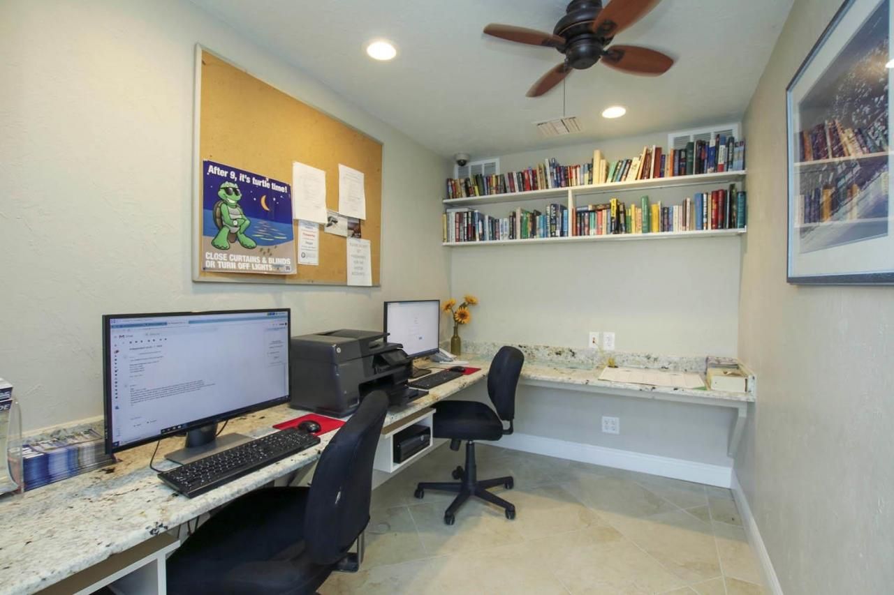 827 East Gulf Dr, Unit M7, Sanibel, FL 33957 Photo