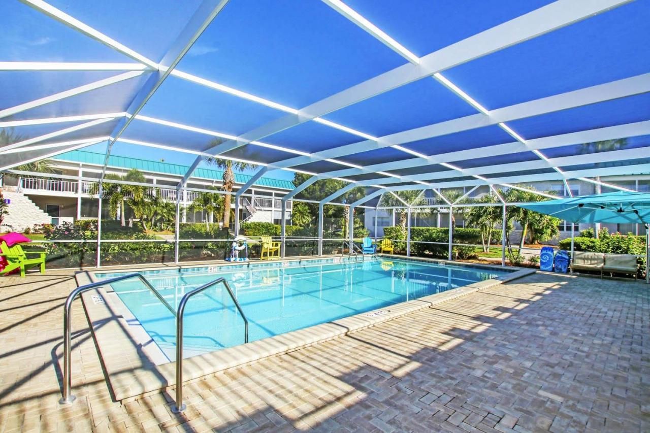 827 East Gulf Dr, Unit M7, Sanibel, FL 33957 Photo
