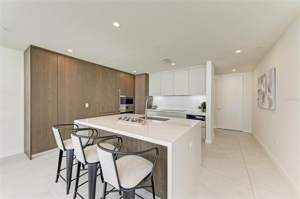 111 Golden Gate Point, Unit 402, Sarasota, FL 34236 Photo