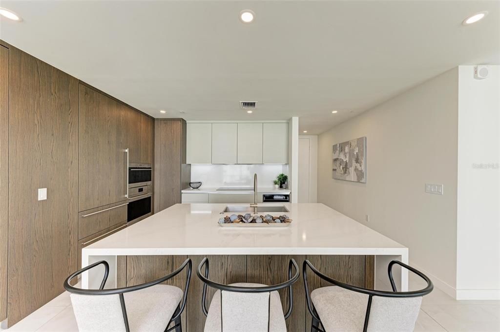 111 Golden Gate Point, Unit 402, Sarasota, FL 34236 Photo