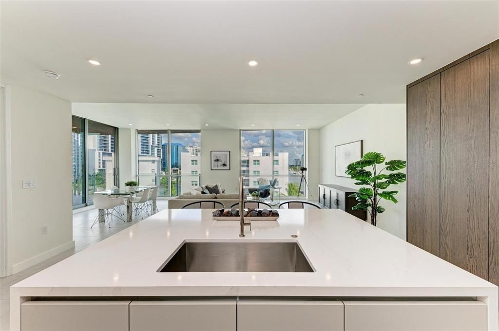 111 Golden Gate Point, Unit 402, Sarasota, FL 34236 Photo