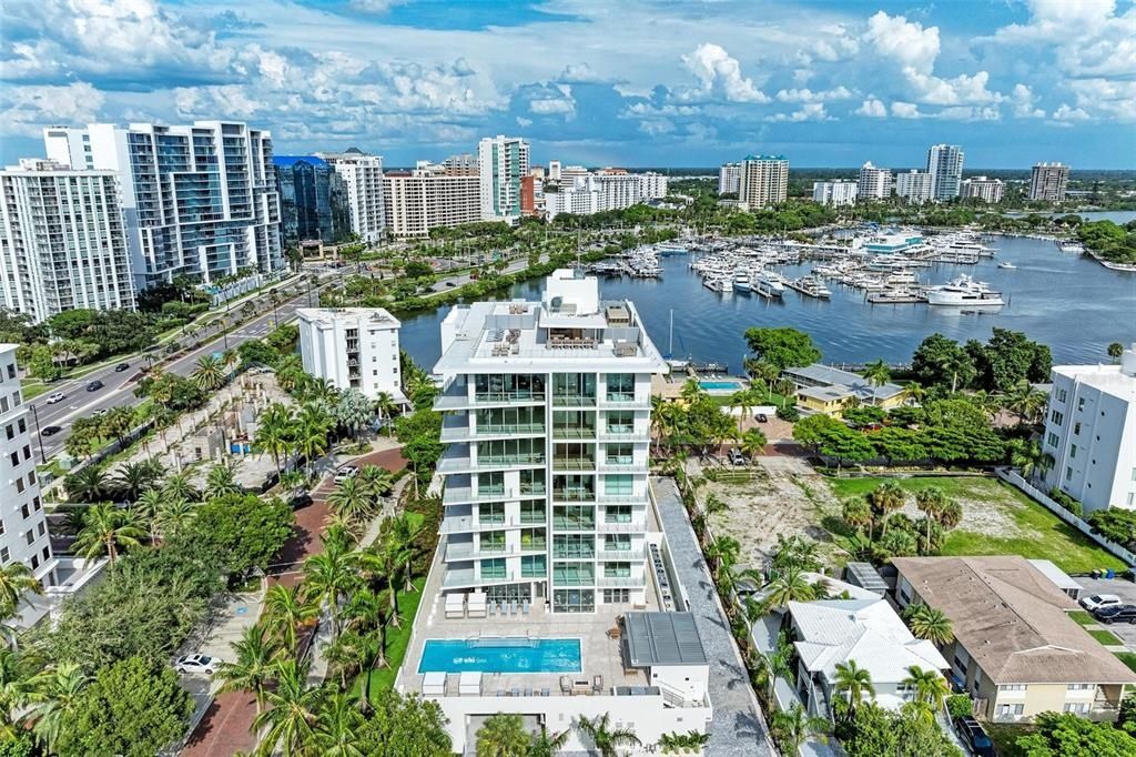 111 Golden Gate Point, Unit 402, Sarasota, FL 34236 Photo