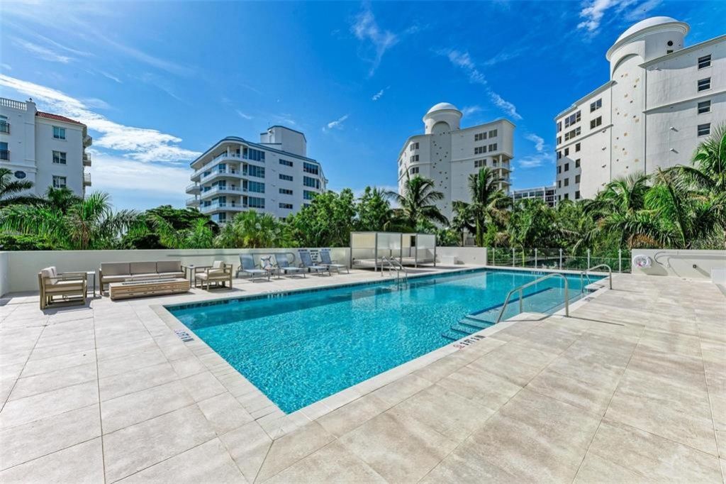 111 Golden Gate Point, Unit 402, Sarasota, FL 34236 Photo