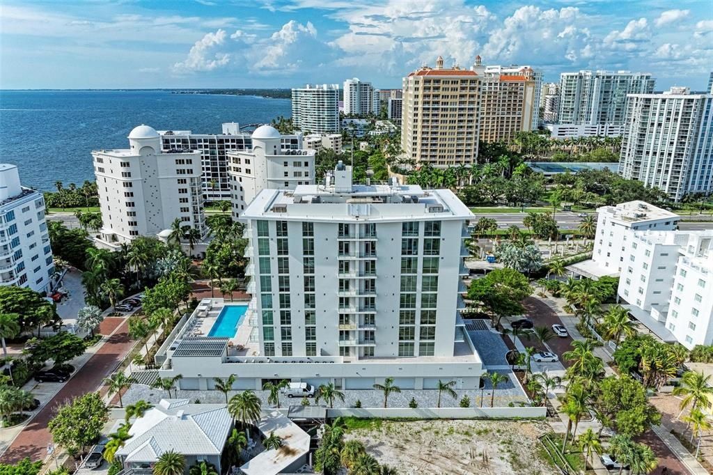 111 Golden Gate Point, Unit 402, Sarasota, FL 34236 Photo