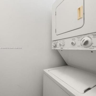 1560 Meridian Ave, Unit 109, Miami Beach, FL 33139 Photo