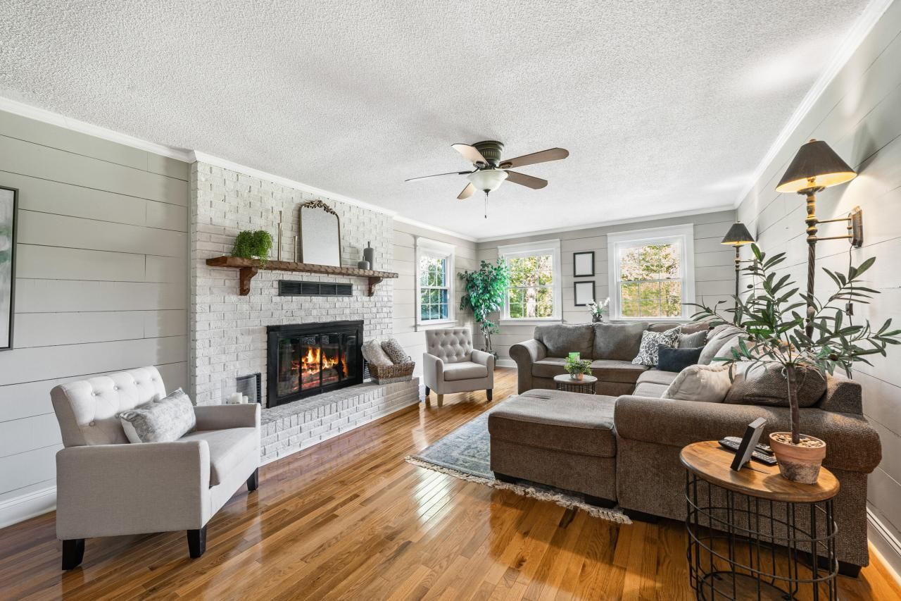 164 Carriageton Drive Photo 18