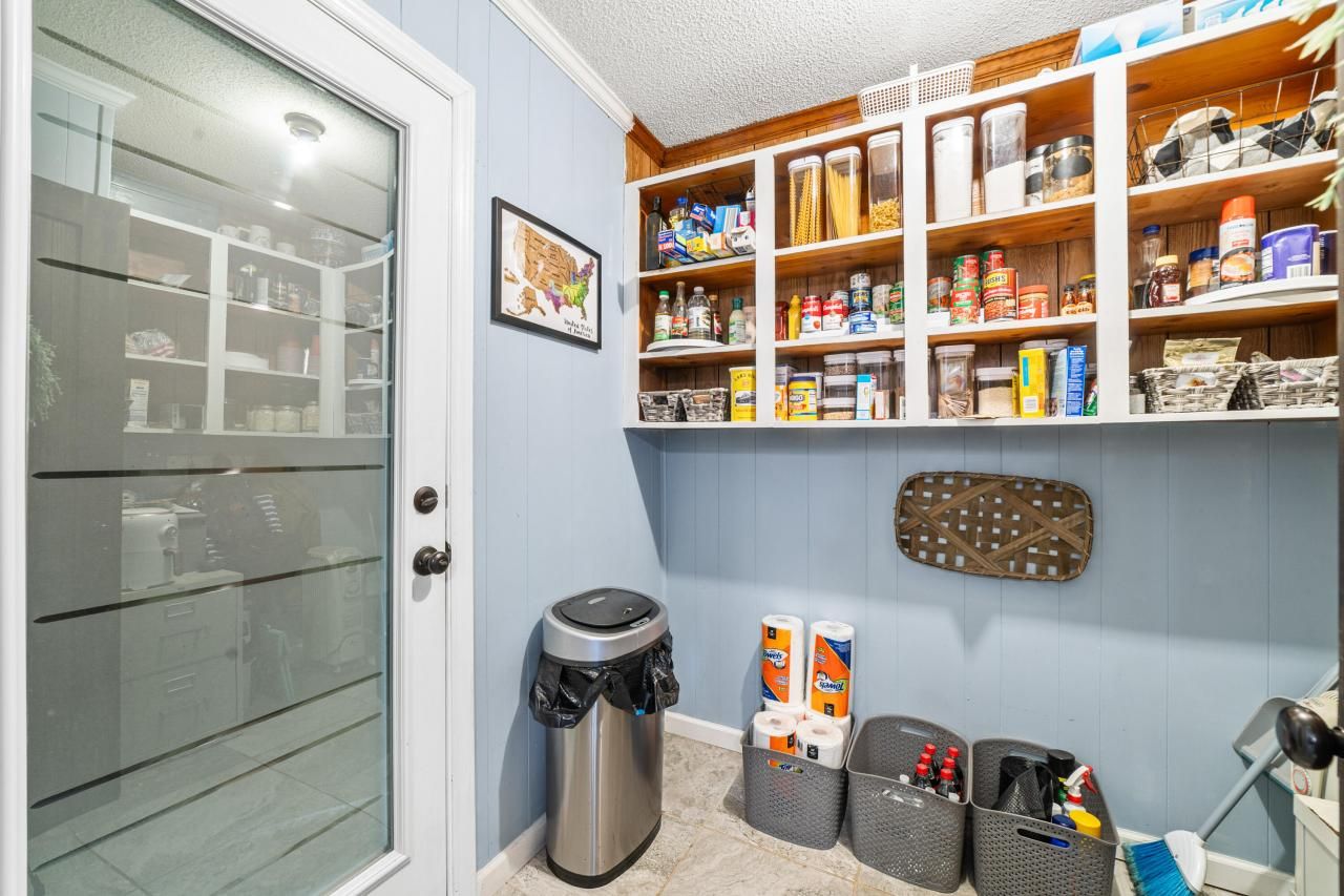 164 Carriageton Drive Photo 9