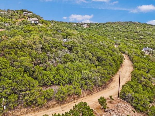 1271 Rockmoor, Canyon Lake, TX 78133