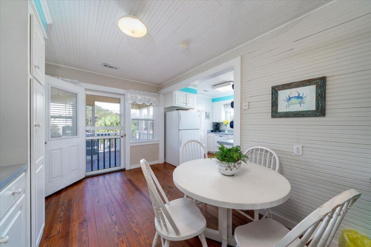 2302 Palmetto Boulevard Photo 10