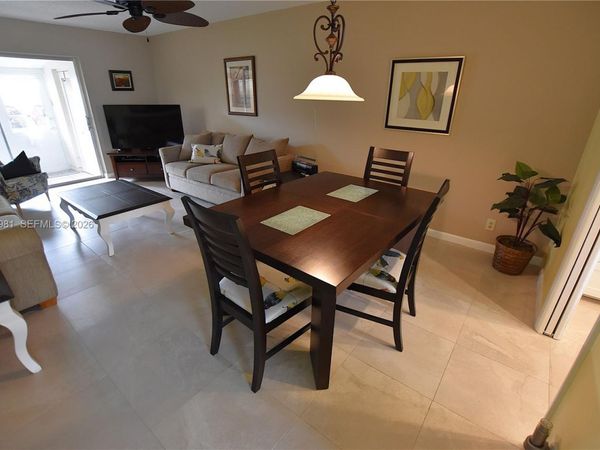 2688 Dudley Dr East, Unit H, West Palm Beach, FL 33415