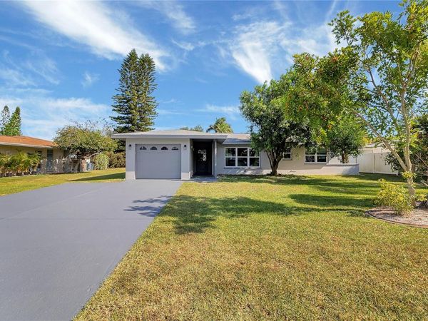 60 GOLFVIEW ROAD, ROTONDA WEST, FL 33947