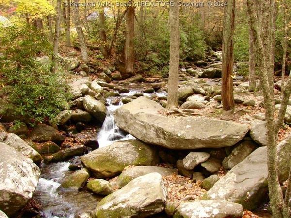 0 DRY BRANCH Road, Charleston, WV 25306