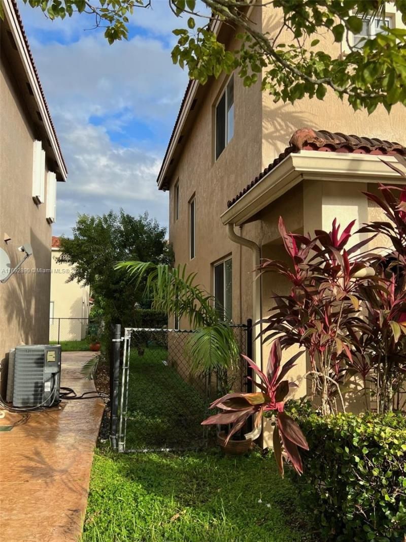 20503 NW 11th Ave, Miami Gardens, FL 33169 Photo