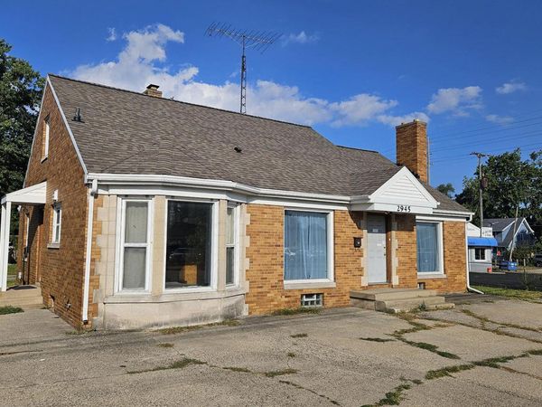 2945 Division Avenue S, Grand Rapids, MI 49548