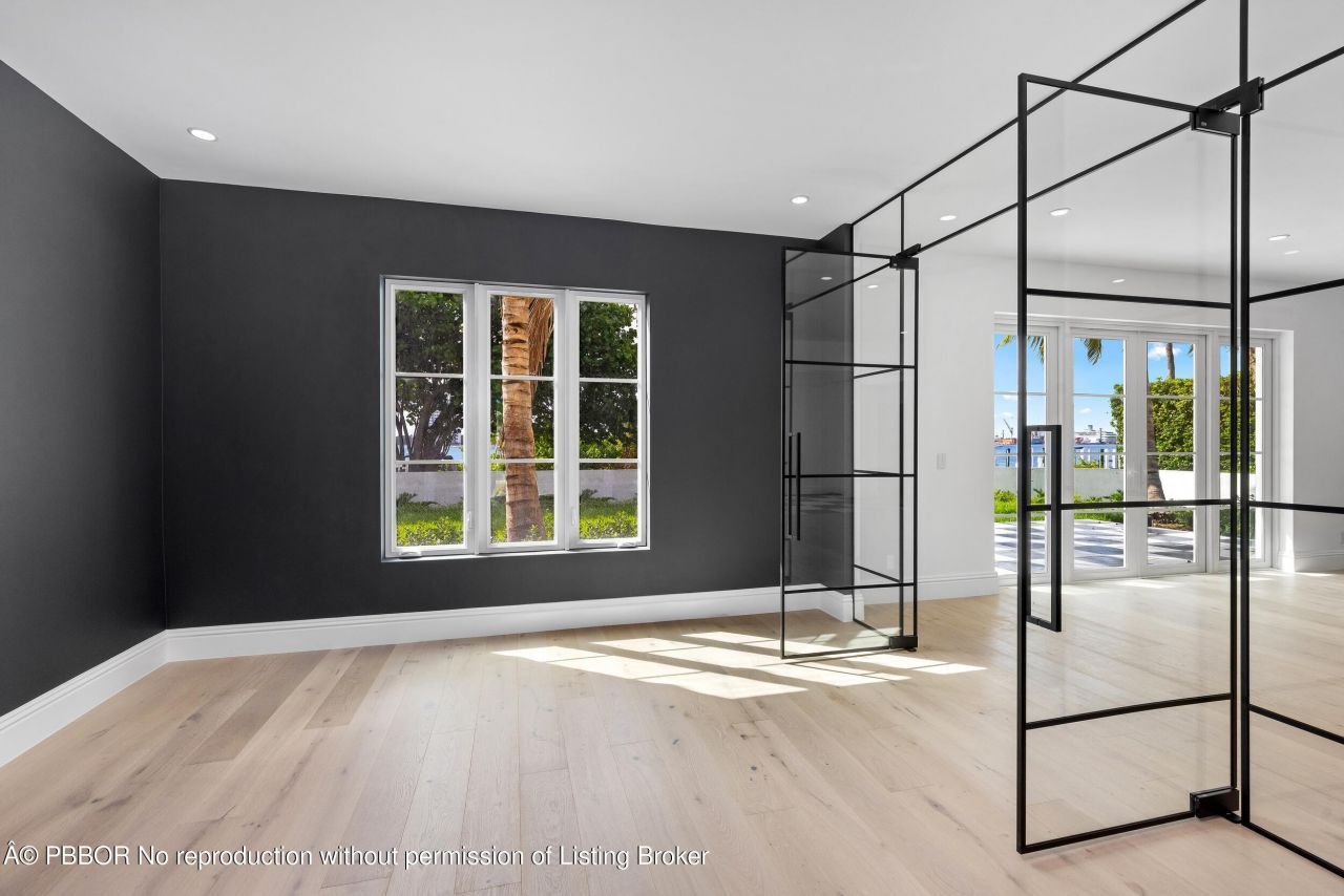 1246 N Lake Way, Palm Beach, FL 33480 Photo