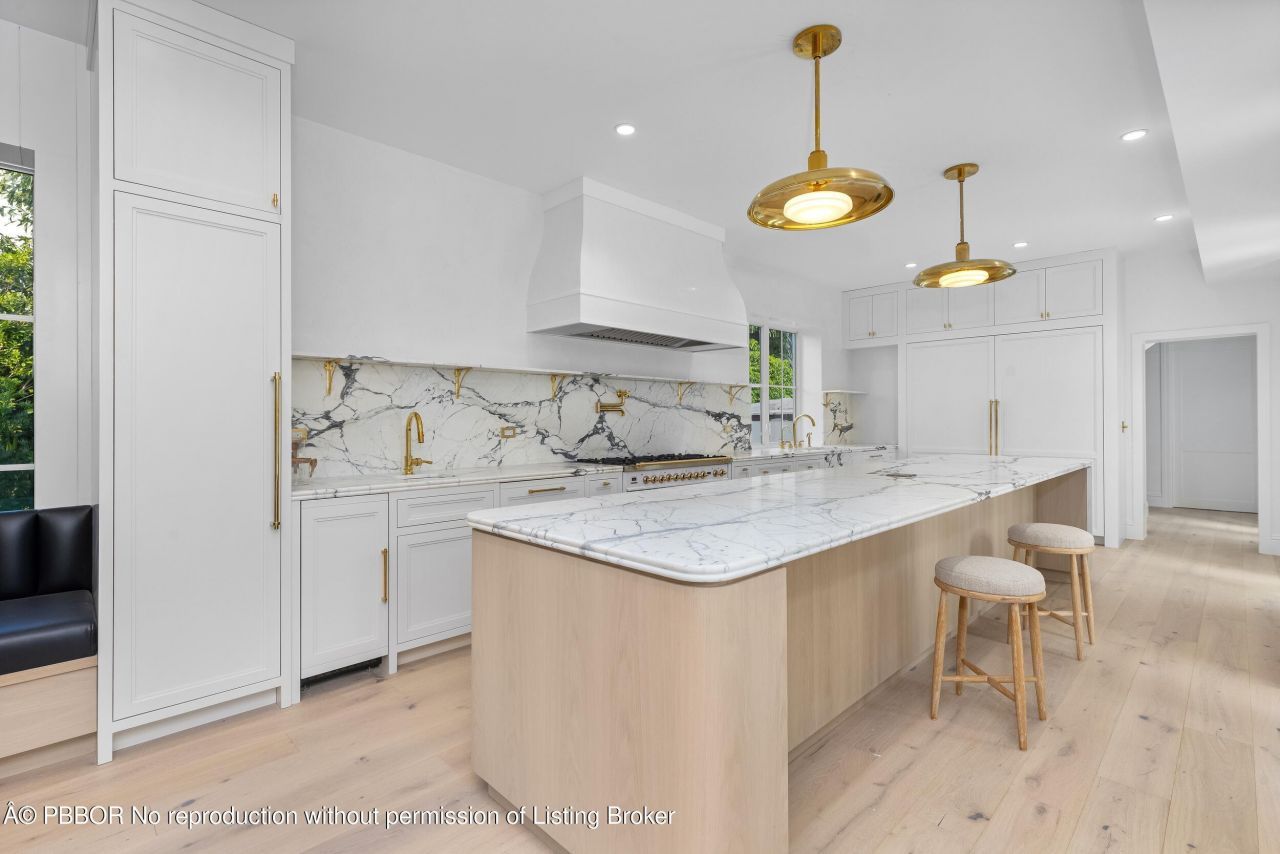 1246 N Lake Way, Palm Beach, FL 33480 Photo