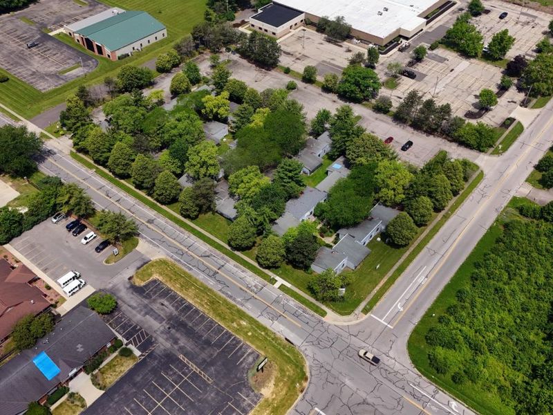 2337 Kimberly Parkway N, Columbus, OH 43232 Photo 1