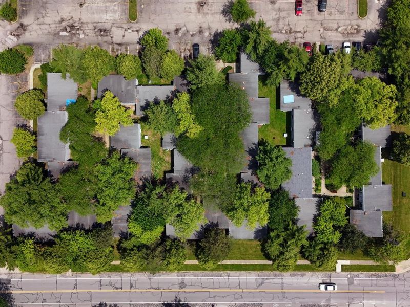 2337 Kimberly Parkway N, Columbus, OH 43232 Photo 8