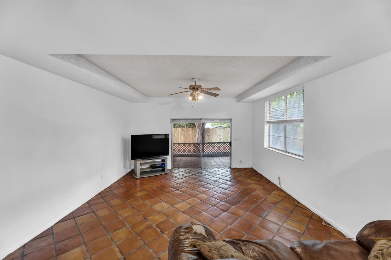 1912 NE 6th Street, Deerfield Beach, FL 33441 Photo