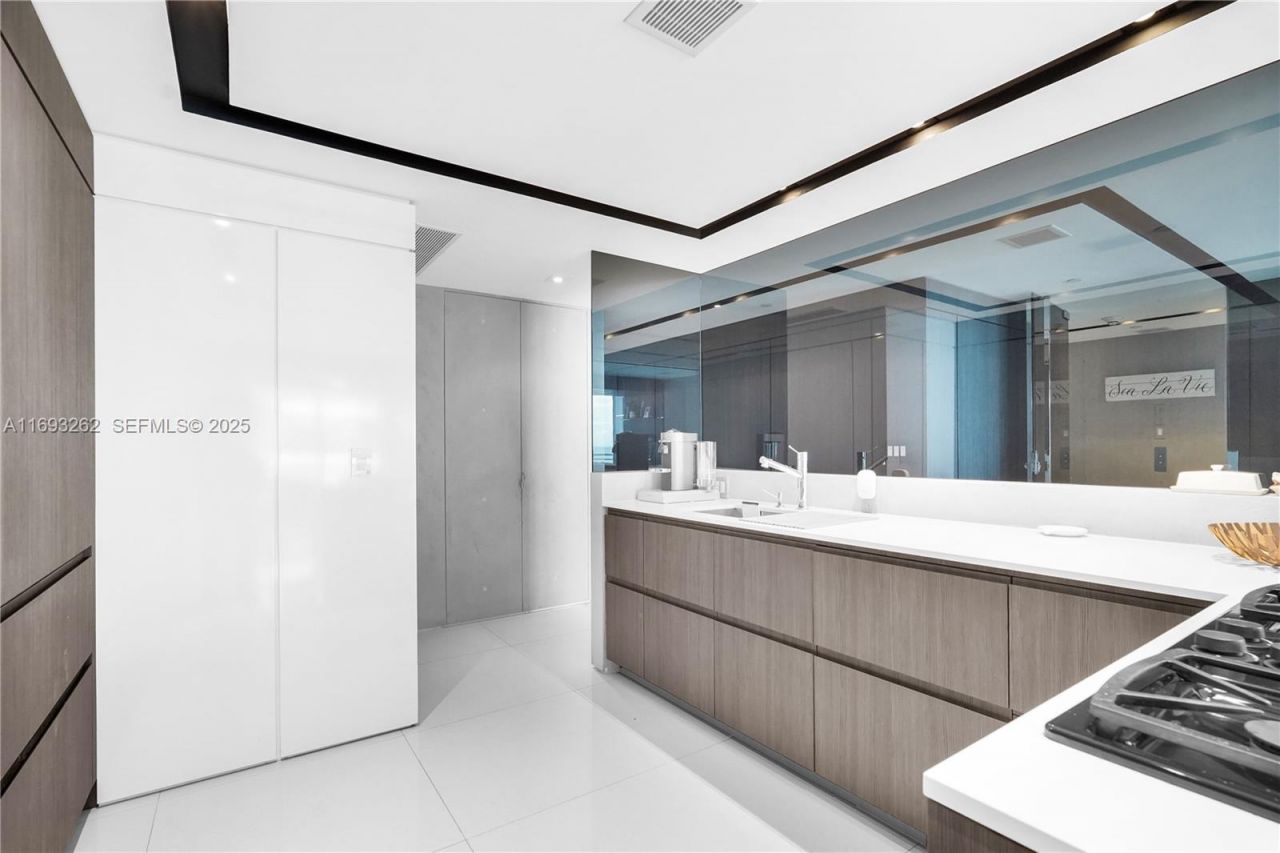 3535 S Ocean Drive, Unit 2104, Hollywood, FL 33019 Photo