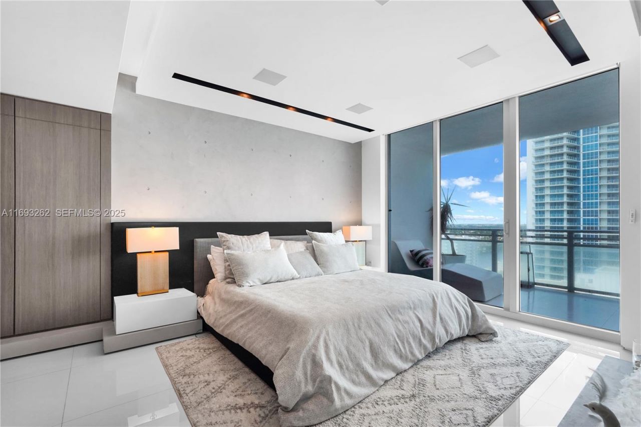 3535 S Ocean Drive, Unit 2104, Hollywood, FL 33019 Photo